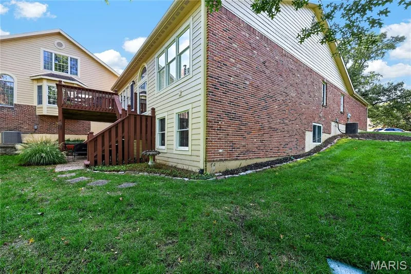 1627 Timberlake Manor Parkway, Chesterfield, MO 63017 — listing photo 42 of 48