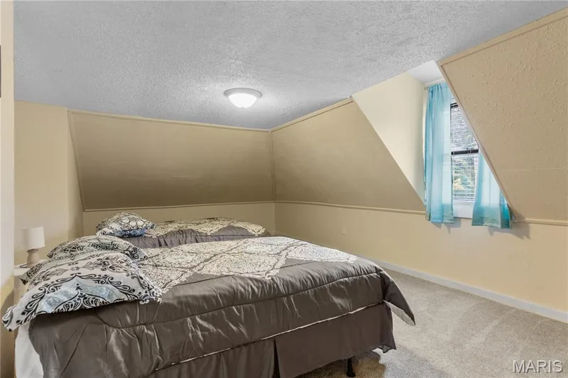 1506 N 5th Street, St Charles, MO 63301 — listing photo 16 of 27