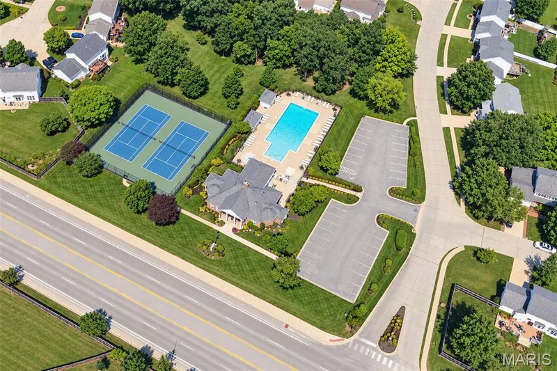 Living in Monticello means access to 3 pools, tennis courts, and a clubhouse! — 2335 Federalist Place, O'Fallon, MO 63368
