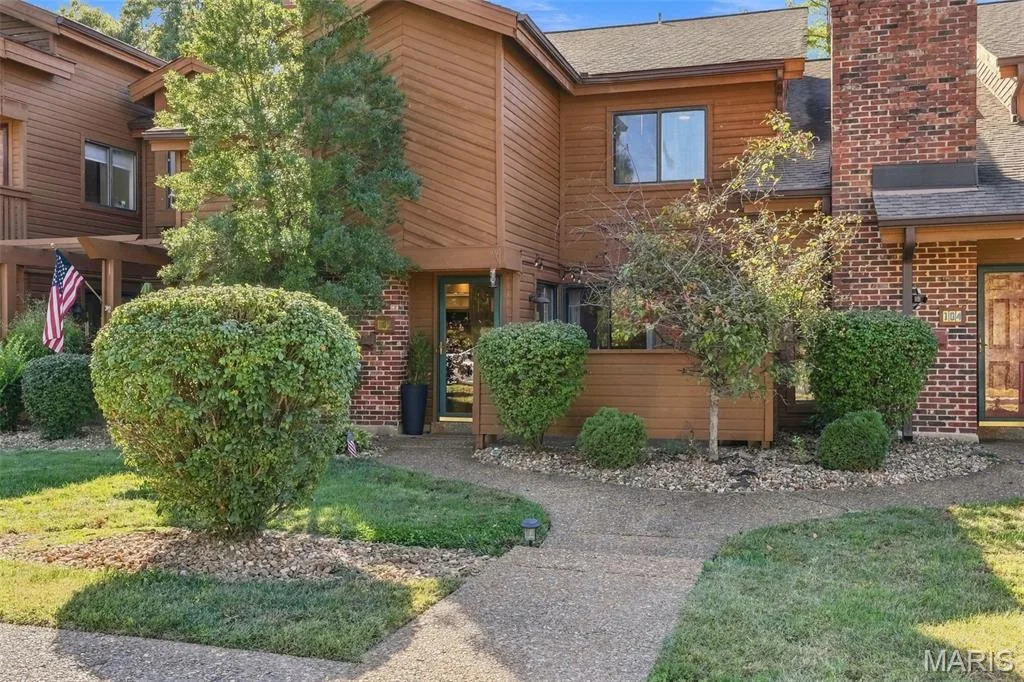 103 Hemingway Lane #B, Weldon Spring, MO 63304 — listing photo 1 of 47