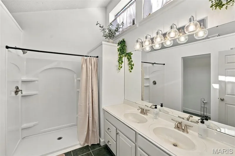 Upstairs bathroom — 103 Hemingway Lane #B, Weldon Spring, MO 63304