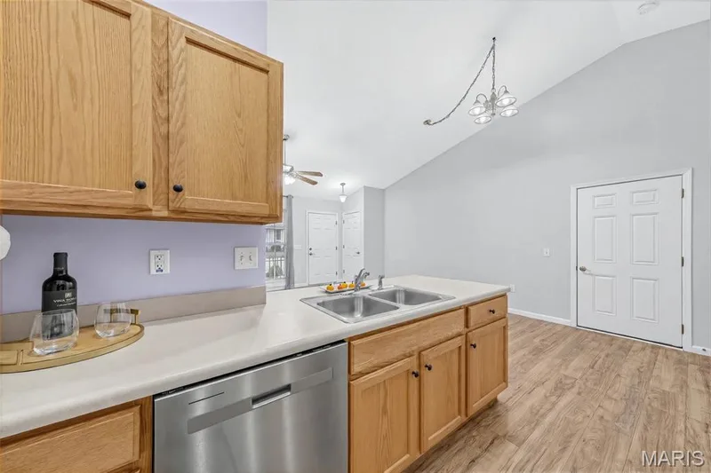 128 Green Gables Drive, Wentzville, MO 63385 — listing photo 10 of 26