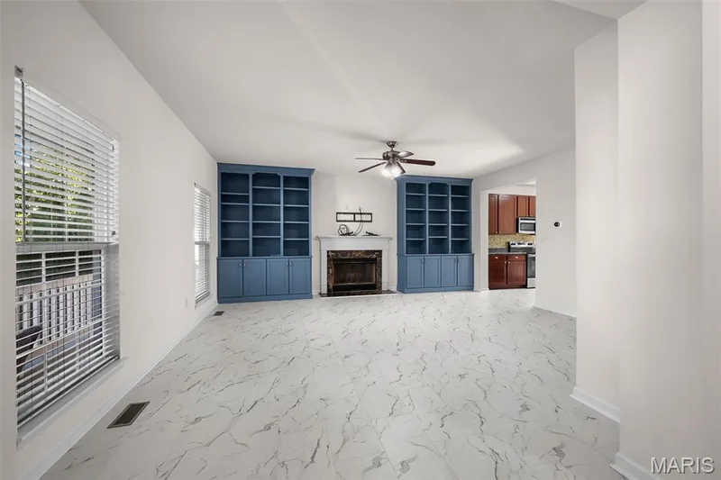 1321 Commons Circle, Cottleville, MO 63304 — listing photo 6 of 43