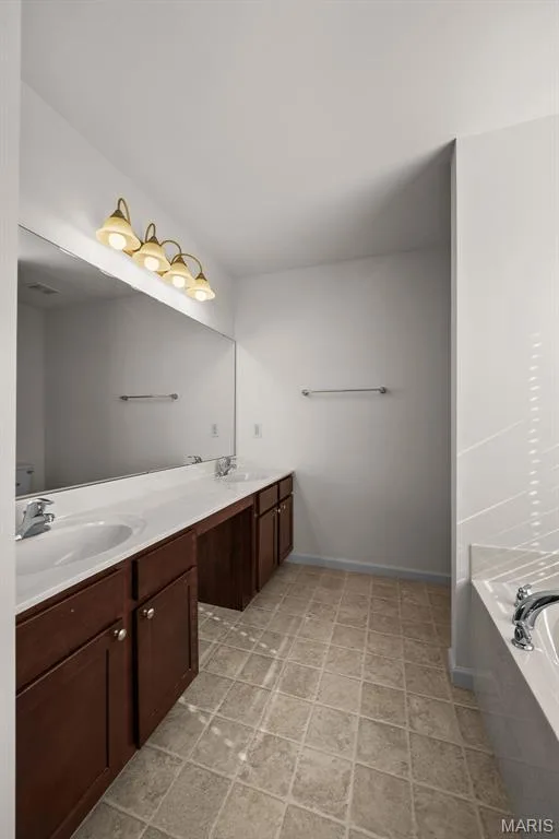 1321 Commons Circle, Cottleville, MO 63304 — listing photo 26 of 43