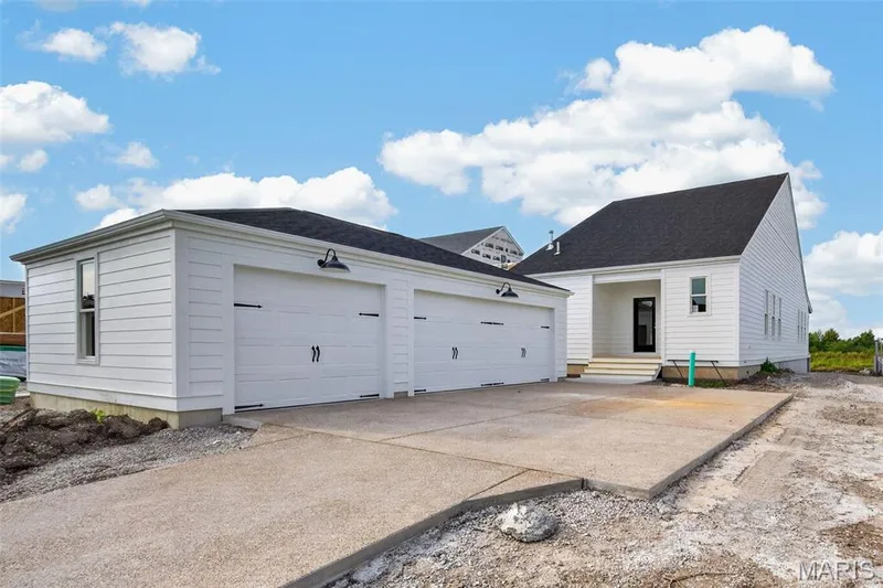 Large detached 3 car garage! — 2974 Memphis Street, St Charles, MO 63301