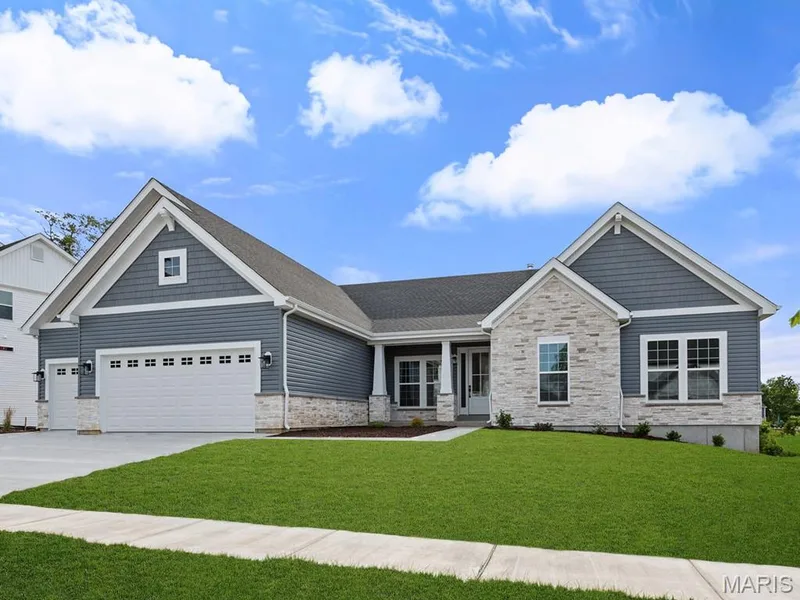 2 Buckley at Post Farms Enclave, O'Fallon, MO 63385 — listing photo 5 of 47