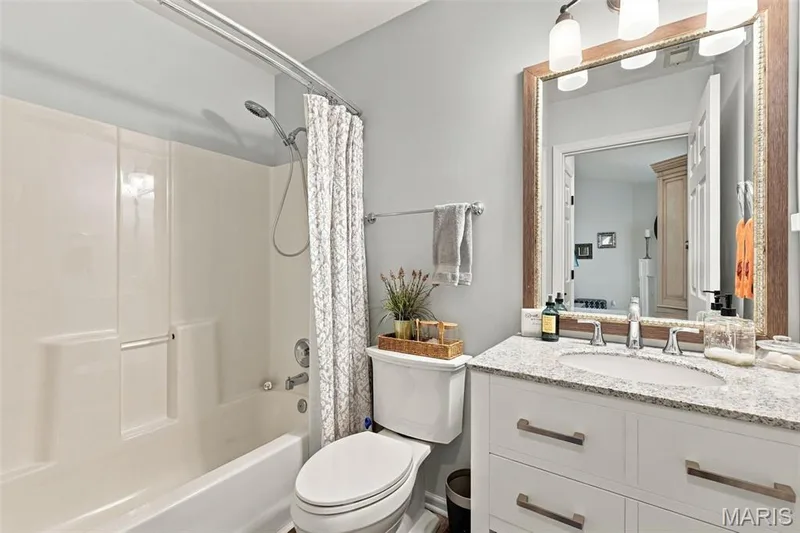 This Bath is located next to the Guest Bedroom! It's been fully updated! — 14 Quiet Meadow Court, St Peters, MO 63376