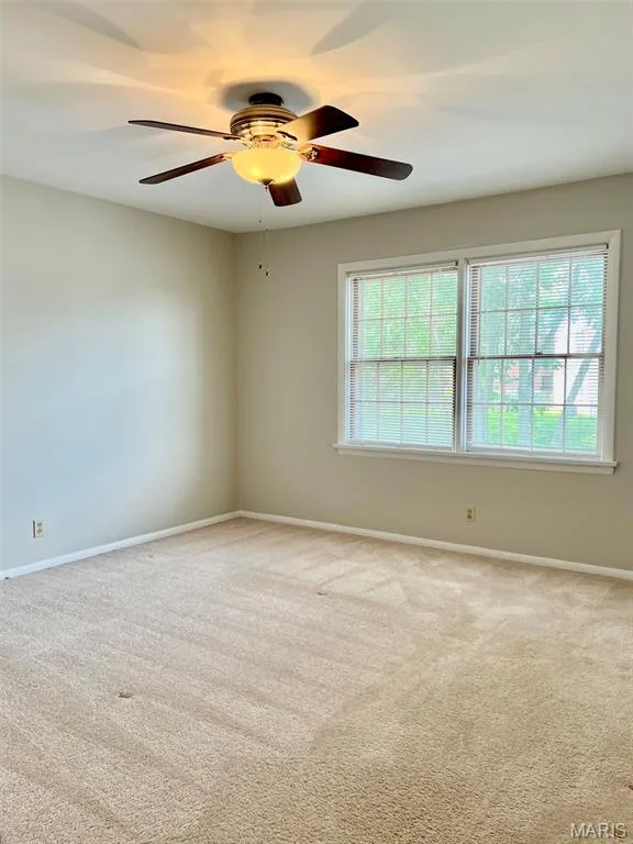 612 Thunderbird Court, Chesterfield, MO 63017 — listing photo 13 of 22