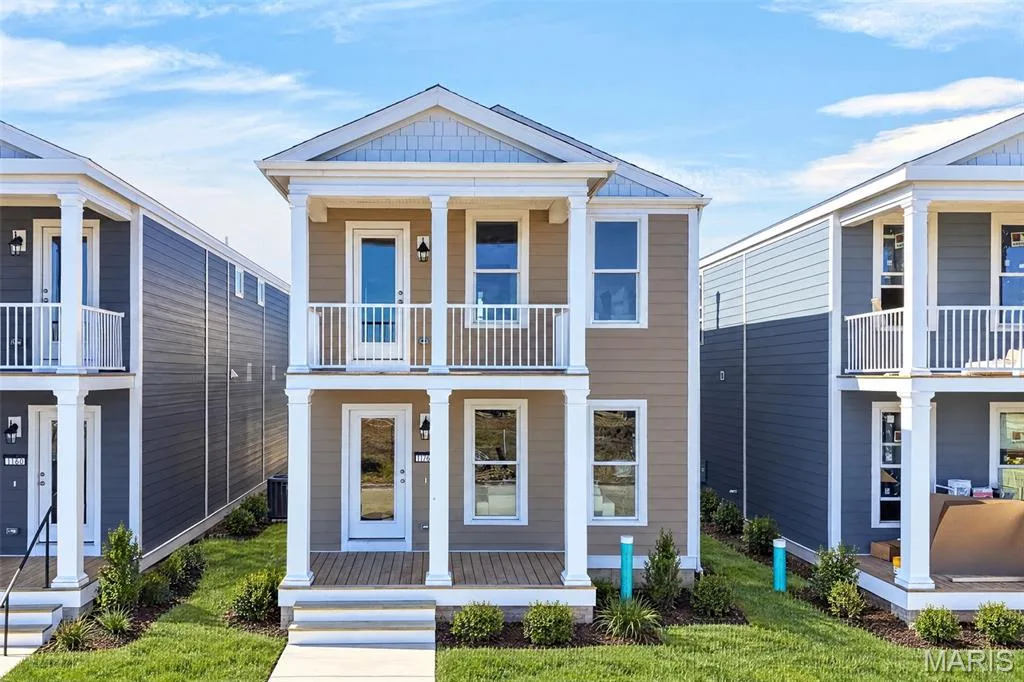 DOUBLE FRONT PORCHES! — 1760 Dyess Street, St Charles, MO 63301