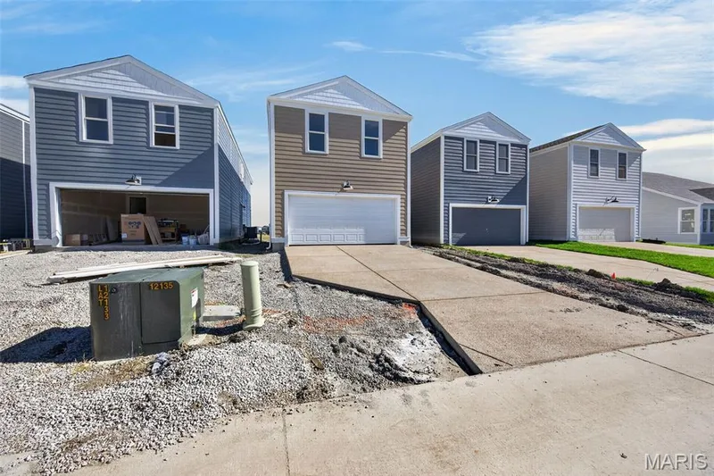 1760 Dyess Street, St Charles, MO 63301 — listing photo 36 of 41