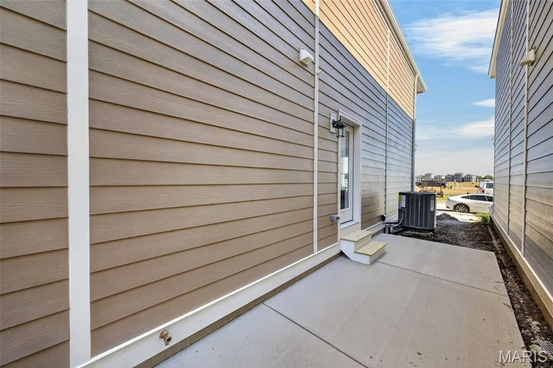 1760 Dyess Street, St Charles, MO 63301 — listing photo 39 of 41