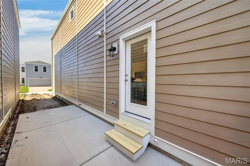 1760 Dyess Street, St Charles, MO 63301 — listing photo 40 of 41