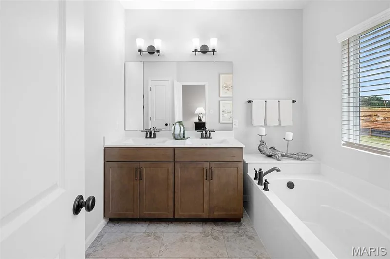 711 Grindstone Drive, O'Fallon, MO 63385 — listing photo 9 of 24