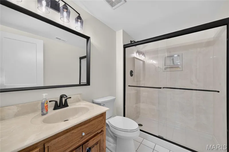 LL Bathroom — 713 High Point Drive, Lake St. Louis, MO 63367