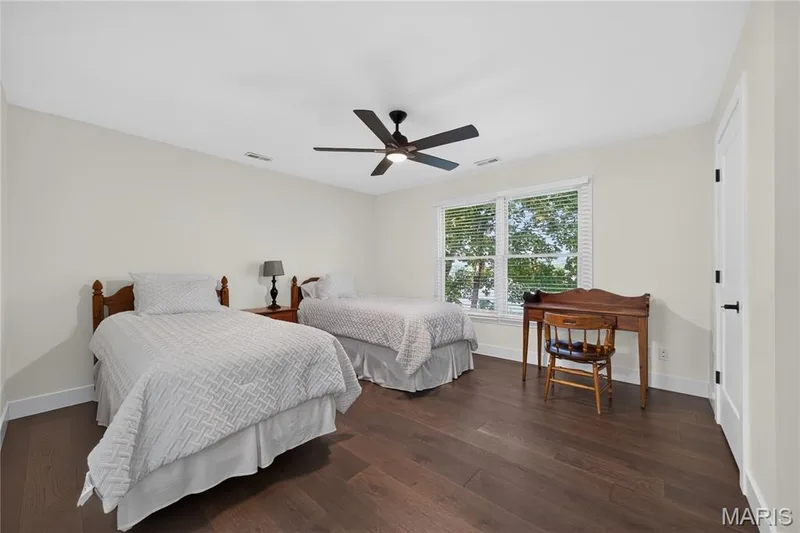 Ensuite uppder level bedroom — 713 High Point Drive, Lake St. Louis, MO 63367