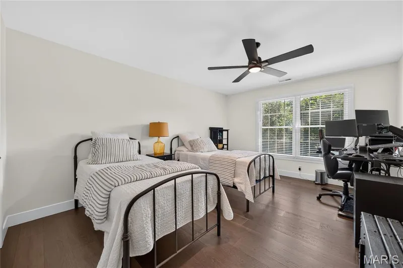 Upper level bedroom — 713 High Point Drive, Lake St. Louis, MO 63367