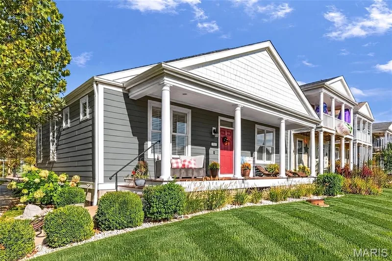 Beautifully landscapped! — 101 Starry Night Way, St Charles, MO 63301
