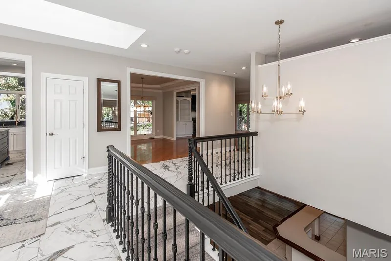 604 Spyglass Summit Drive, Chesterfield, MO 63017 — listing photo 13 of 91