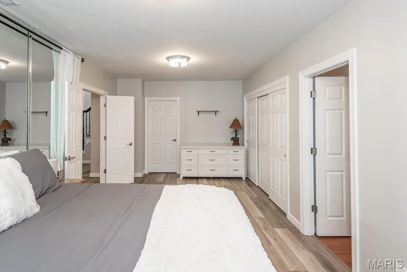 604 Spyglass Summit Drive, Chesterfield, MO 63017 — listing photo 57 of 91