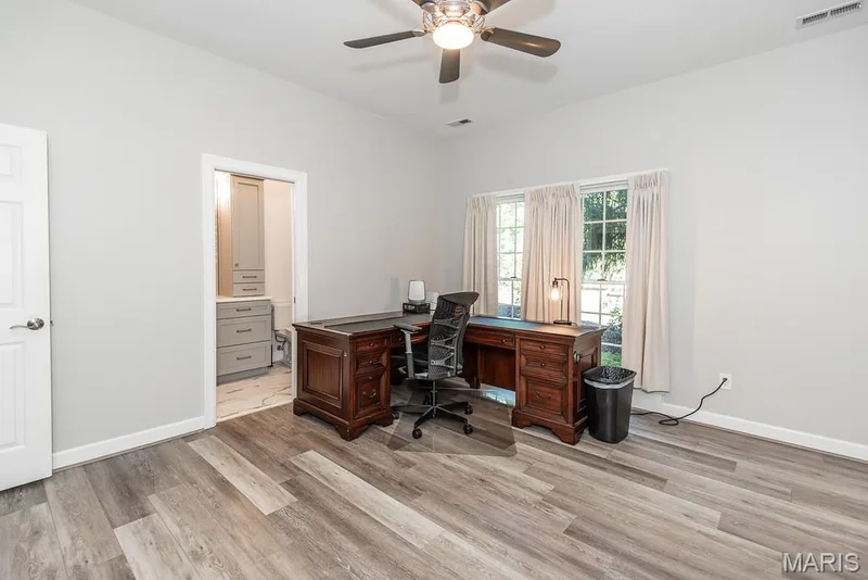 604 Spyglass Summit Drive, Chesterfield, MO 63017 — listing photo 69 of 91