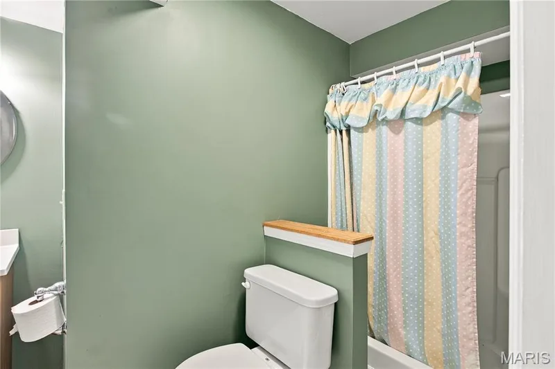 1135 Grand Prix Drive, St Charles, MO 63303 — listing photo 29 of 38