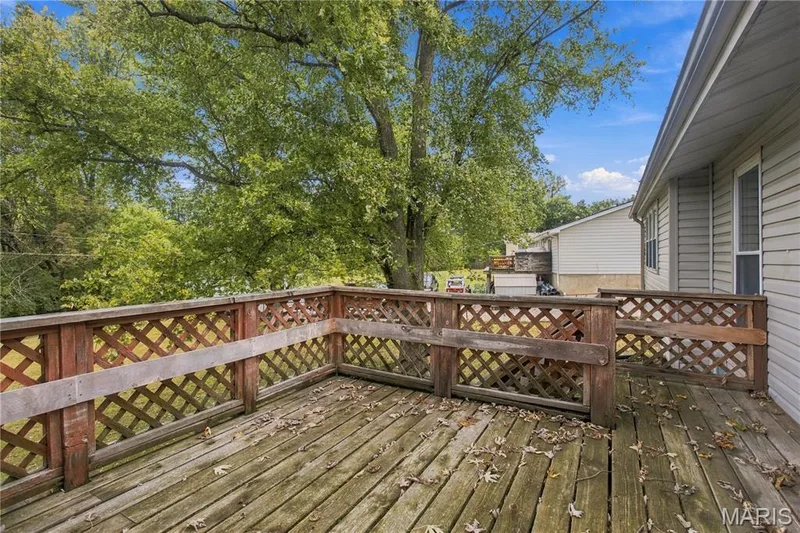 1135 Grand Prix Drive, St Charles, MO 63303 — listing photo 32 of 38