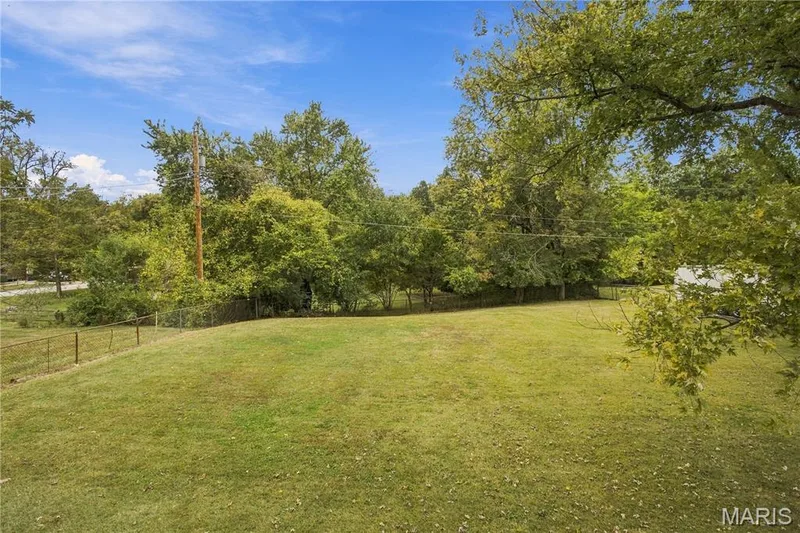 1135 Grand Prix Drive, St Charles, MO 63303 — listing photo 34 of 38