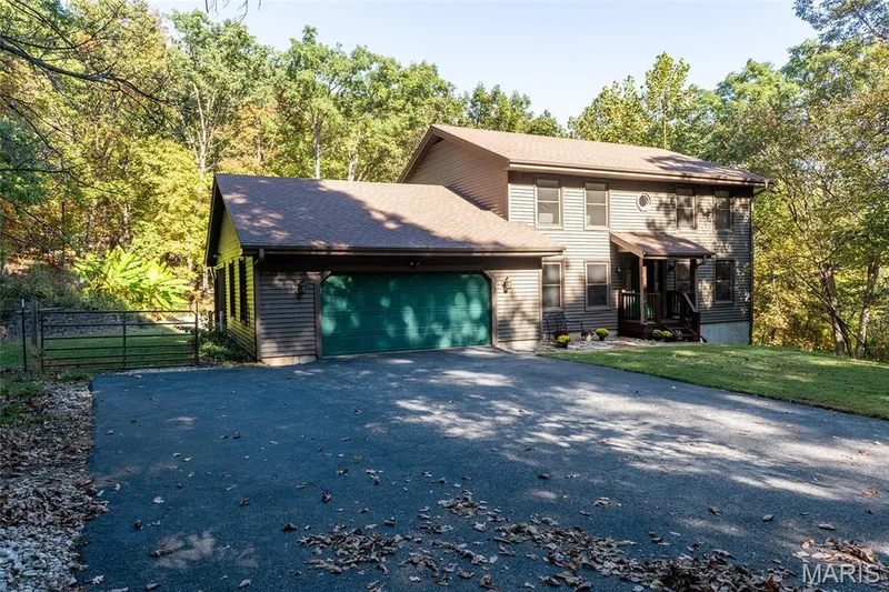 1319 Timber Terra Road, Wildwood, MO 63021 — listing photo 3 of 38