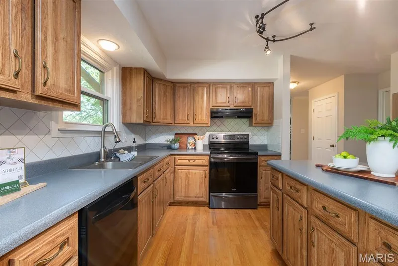 1319 Timber Terra Road, Wildwood, MO 63021 — listing photo 10 of 38