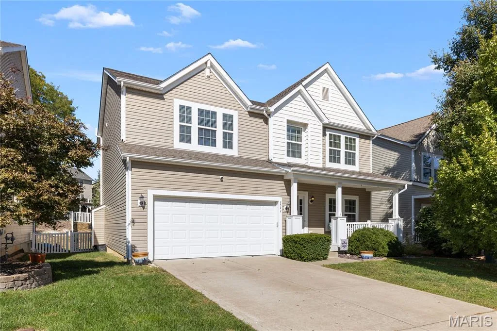 Welcome Home to 2542 Amber Willow Court, Lake St Louis, Missouri — 2542 Amber Willow Court, Lake St. Louis, MO 63367