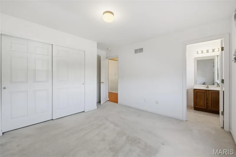 2nd floor bedroom with private full bathroom — 1615 Wainscott Court, O'Fallon, MO 63366