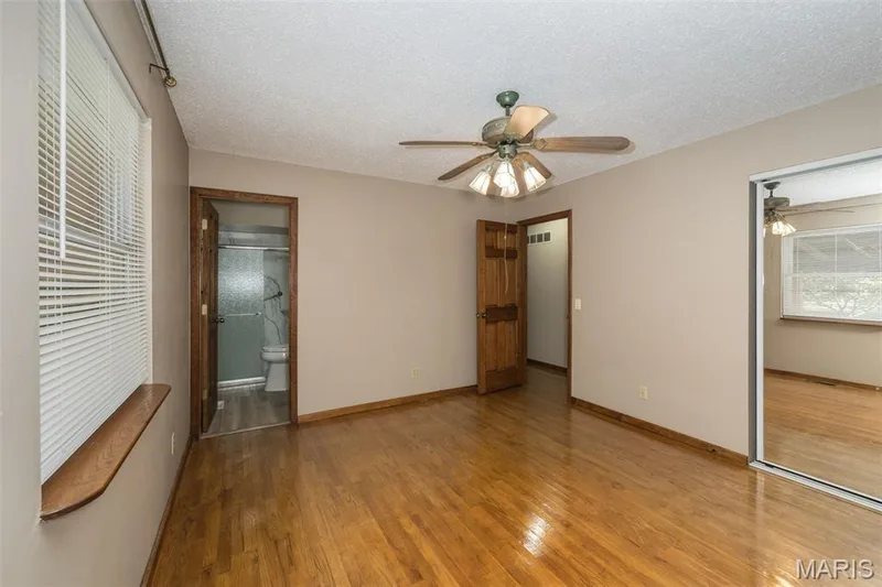 Ensuite bathroom and closet — 357 Beaver Lake Drive, St Charles, MO 63303