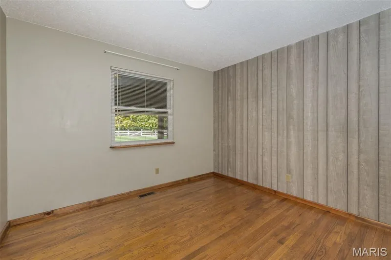 Bedroom 2 — 357 Beaver Lake Drive, St Charles, MO 63303