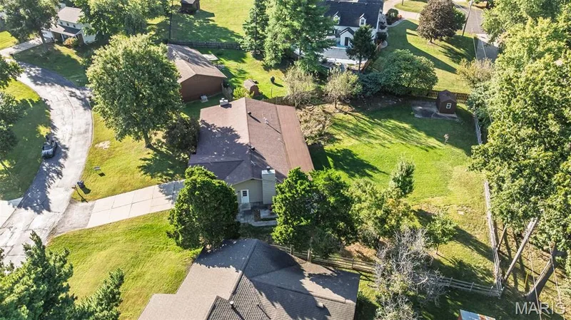 357 Beaver Lake Drive, St Charles, MO 63303 — listing photo 49 of 57