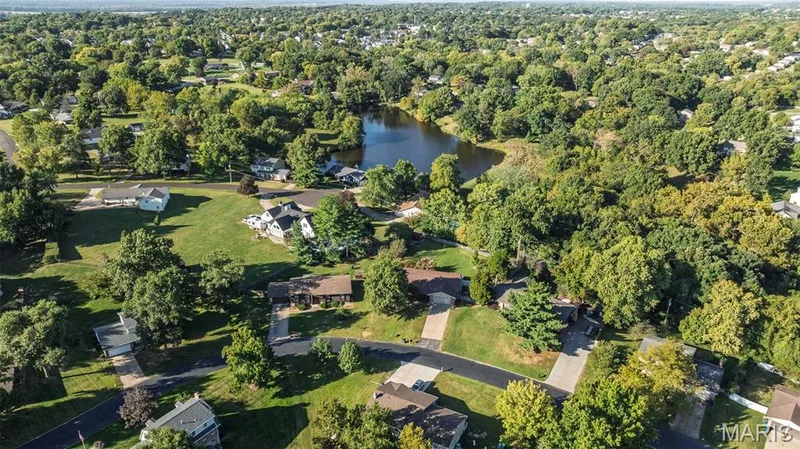 357 Beaver Lake Drive, St Charles, MO 63303 — listing photo 54 of 57
