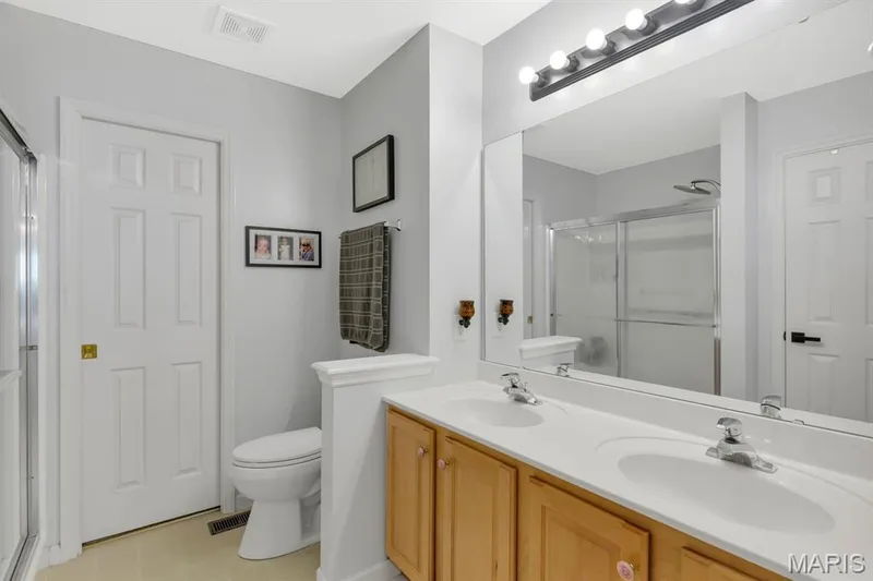 41 Huntgate Drive #12A, St Peters, MO 63376 — listing photo 17 of 30