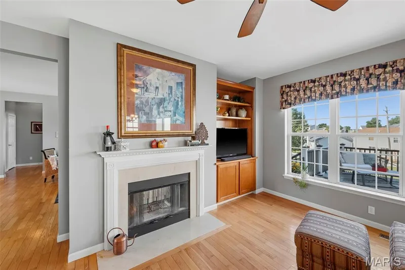 1015 Pearview Drive, St Peters, MO 63376 — listing photo 14 of 70