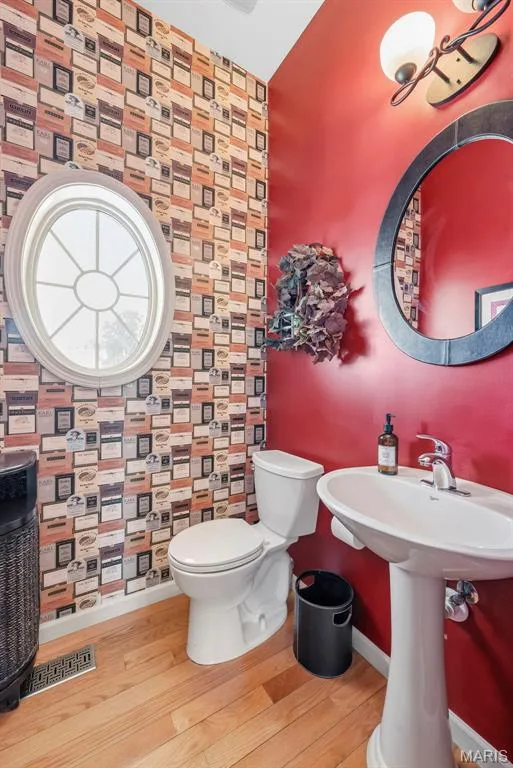 Half Bath on Main Floor — 1015 Pearview Drive, St Peters, MO 63376