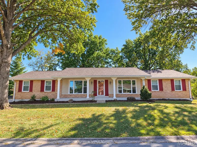 17 Savoy Drive, Lake St. Louis, MO — listing photo 1