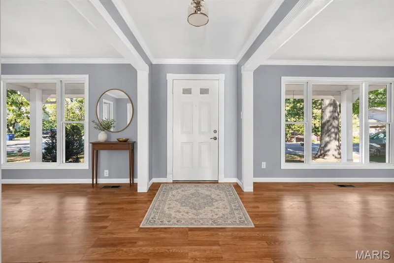 Virtually Staged by ChatGPT — 17 Savoy Drive, Lake St. Louis, MO 63367
