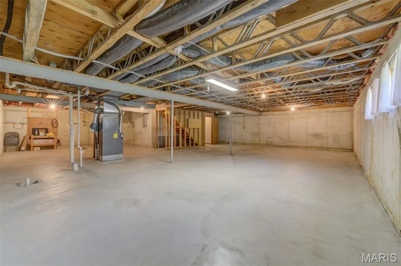 Full Unfinished Basement is Clean & Dry — 2902 Oakmont Drive #18B, St Charles, MO 63301
