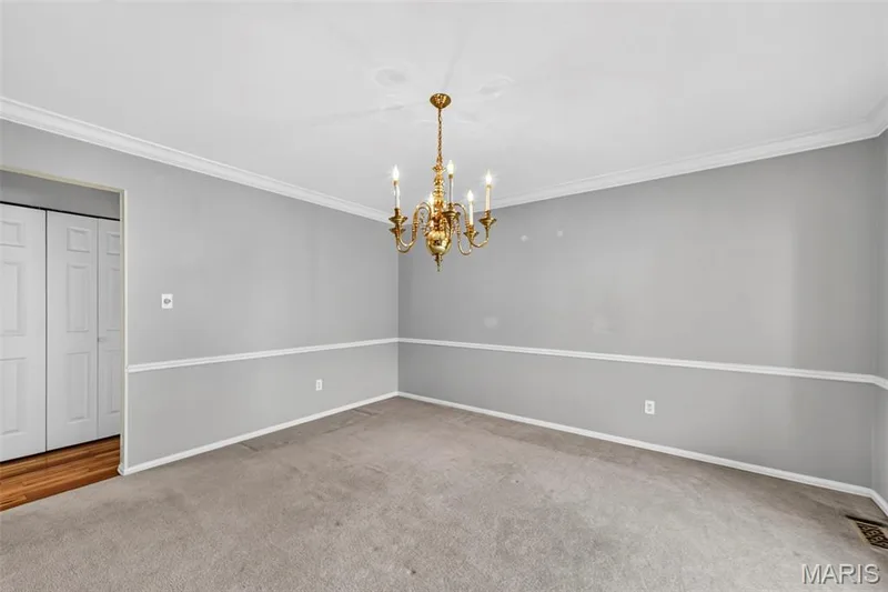 1922 Buckington Drive, Chesterfield, MO 63017 — listing photo 13 of 55