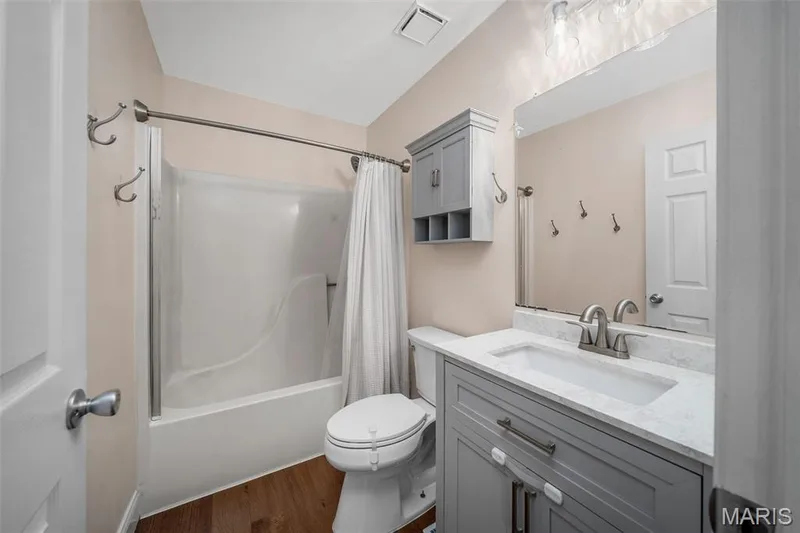 11 Mallard Pointe Drive, O'Fallon, MO 63368 — listing photo 17 of 45