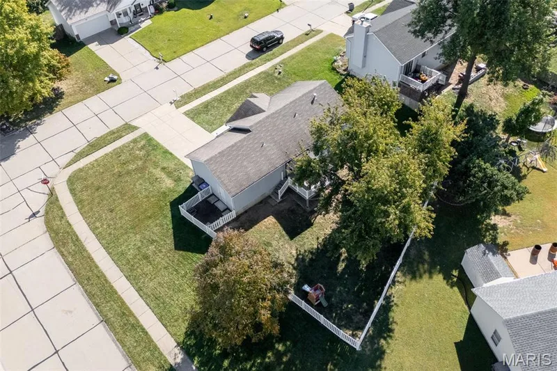 11 Mallard Pointe Drive, O'Fallon, MO 63368 — listing photo 37 of 45