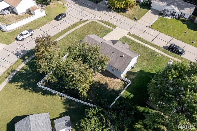 11 Mallard Pointe Drive, O'Fallon, MO 63368 — listing photo 38 of 45