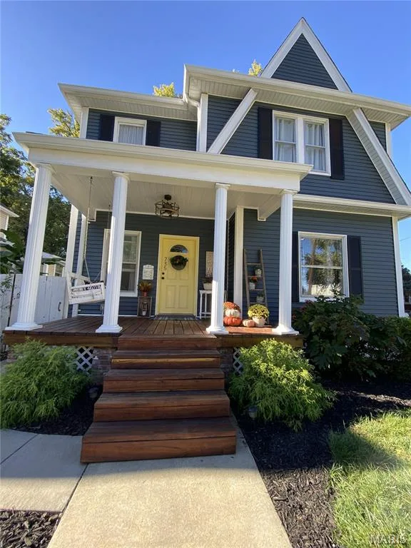 735 Jefferson Street, St Charles, MO 63301 — listing photo 5 of 34
