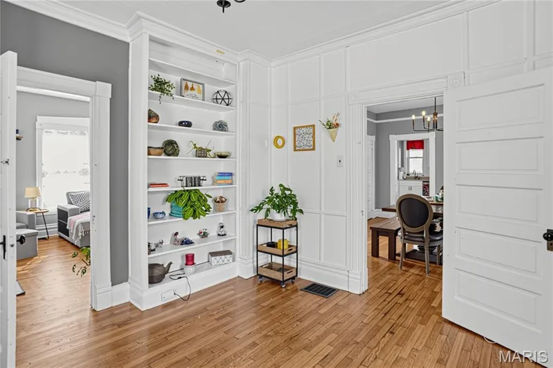 735 Jefferson Street, St Charles, MO 63301 — listing photo 32 of 34