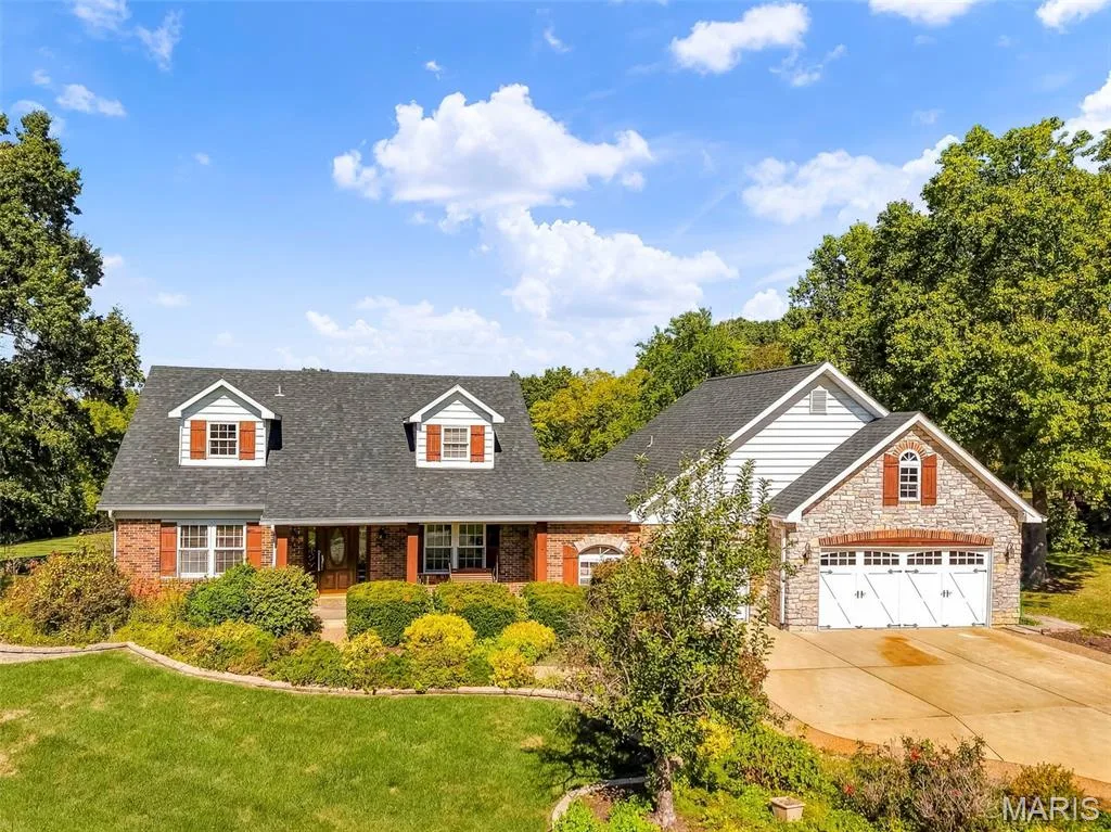 3029 Rockwood Trail, St Charles, MO 63303 — listing photo 1 of 66