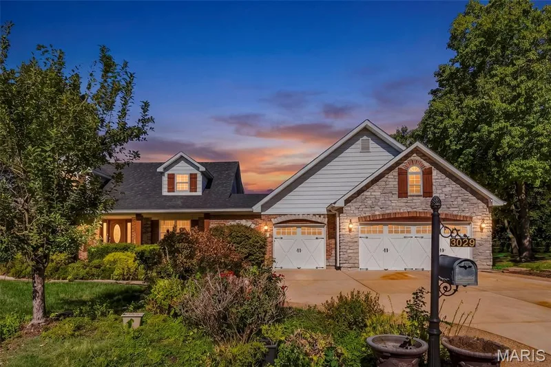 3029 Rockwood Trail, St Charles, MO 63303 — listing photo 2 of 66