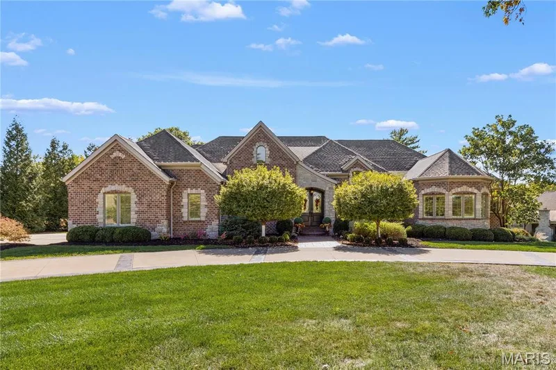2 Fairlake Drive, Chesterfield, MO — listing photo 1